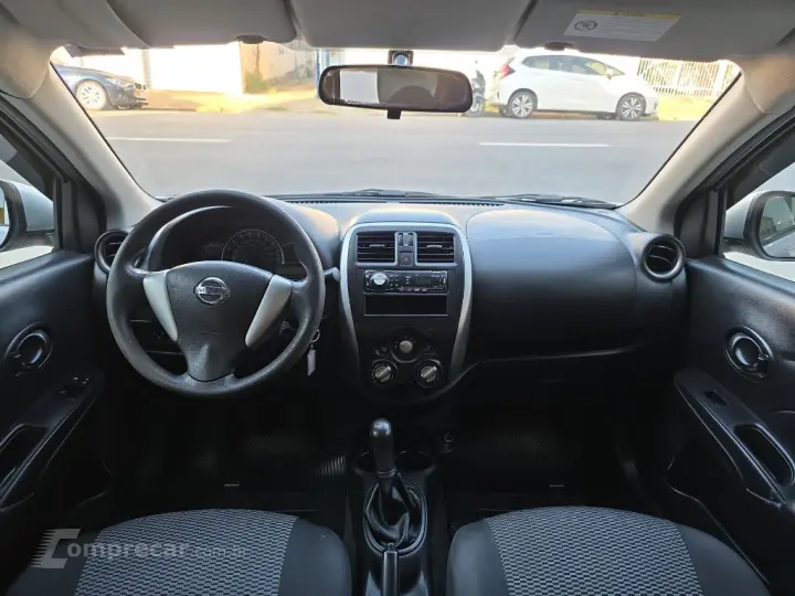 VERSA 1.0 12V FlexStart 4p Mec.