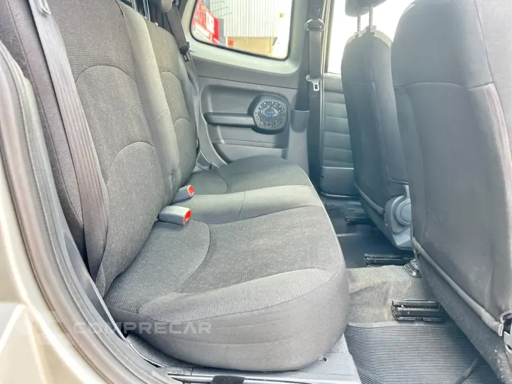 STRADA 1.4 MPI FREEDOM CD 8V FLEX 3P MANUAL