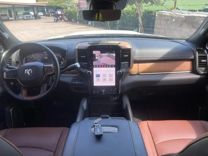 RAM 6.7 3500 Laramie Longhorn 4X4 CD 6 Cilindros Turbo