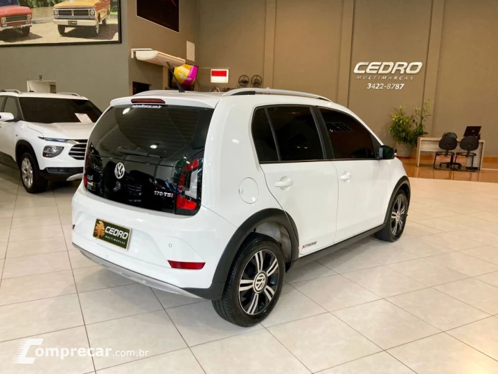 UP 1.0 4P FLEX 170 TSI XTREME