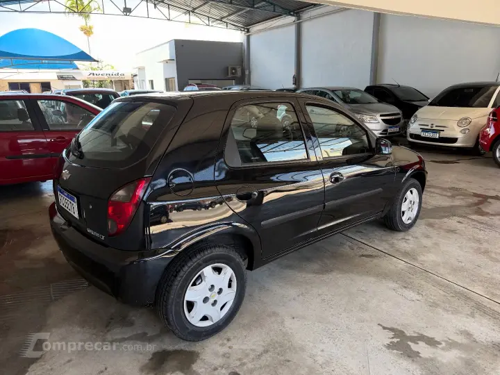 CELTA 1.0 MPFI LT 8V