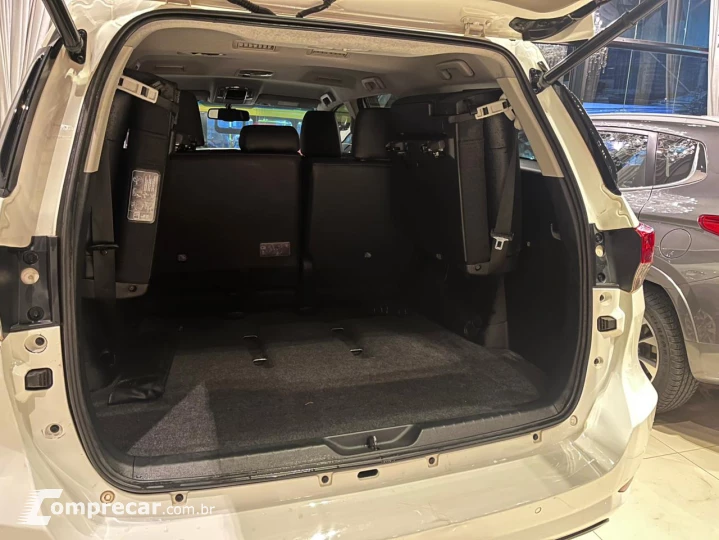HILUX SW4 2.7 SRV 4X2 16V