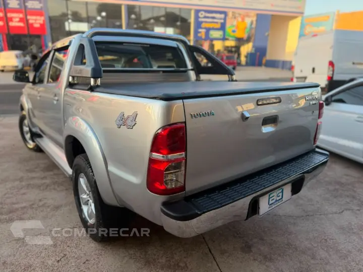 Hilux CD SRV 4x4 2.7 Flex 16V Aut.