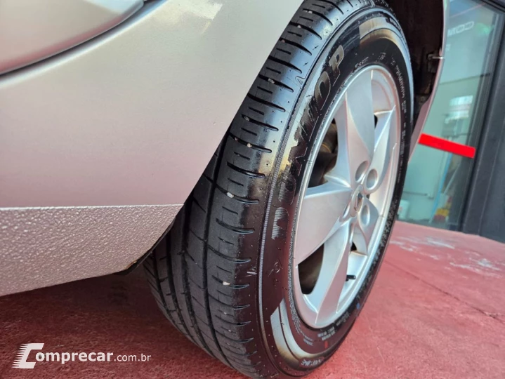 FLUENCE Sed. Dynamique 2.0 16V FLEX Mec.