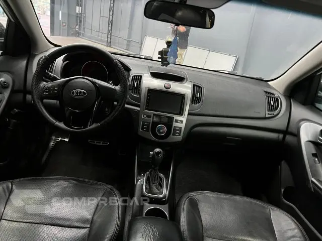 CERATO - 1.6 EX SEDAN 16V 4P AUTOMÁTICO
