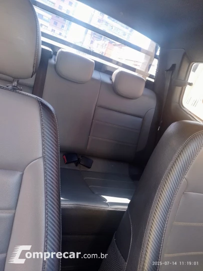 SAVEIRO 1.6 Cross CD 16V