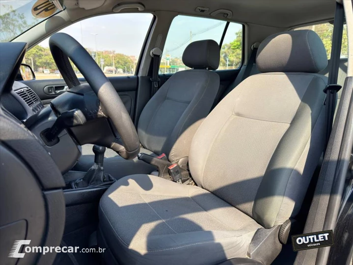 GOLF 1.6 MI 8V FLEX 4P MANUAL