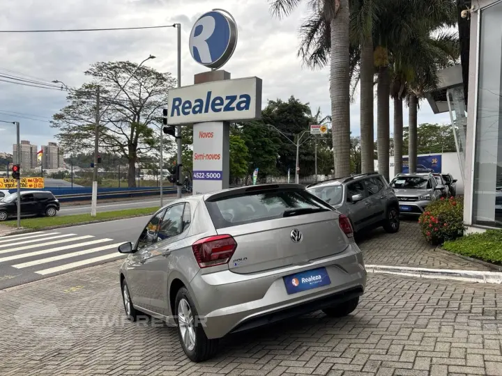 Polo 1.0 Flex 12V 5p