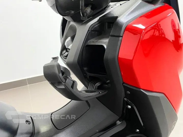 YAMAHA NMAX 160 ABS
