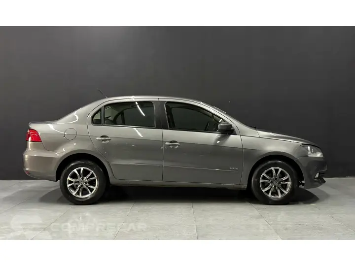 VOYAGE 1.0 MI 8V FLEX 4P MANUAL