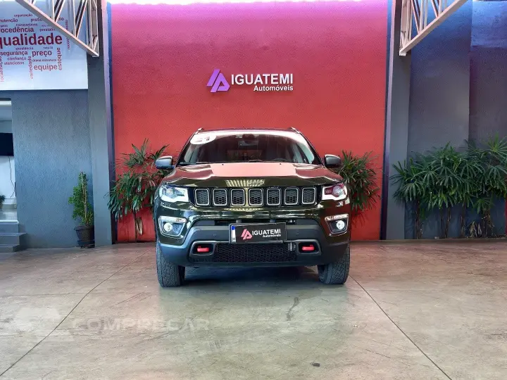COMPASS 2.0 16V DIESEL TRAILHAWK 4X4 AUTOMÁTICO