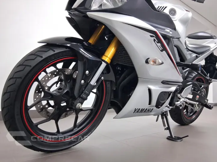 YAMAHA YZF R3 ABS