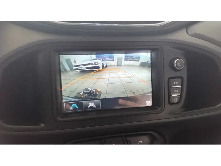 ONIX 1.4 MPFI ACTIV 8V FLEX 4P AUTOMATICO