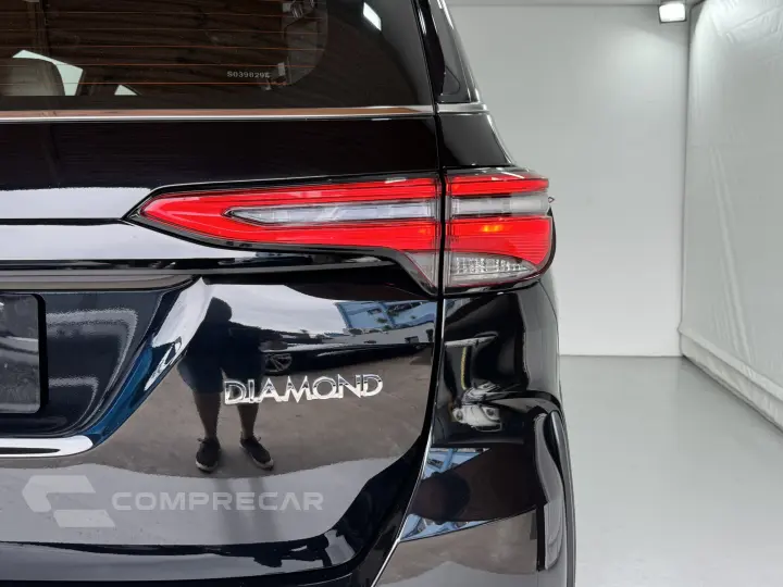 HILUX SW4 2.8 SRX Diamond 4X4 7 Lugares 16V Turbo Intercoole