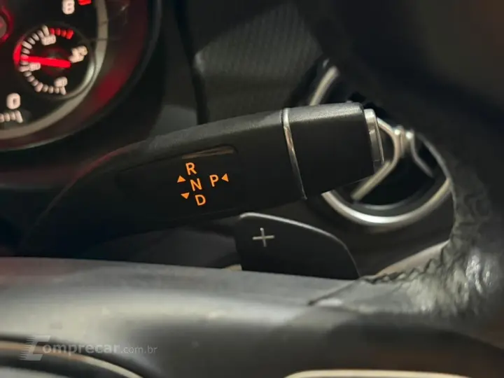 GLA 200 1.6 CGI FLEX STYLE 7G-DCT