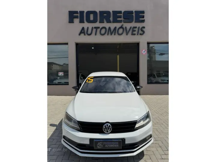 JETTA 2.0 TRENDLINE FLEX 4P TIPTRONIC