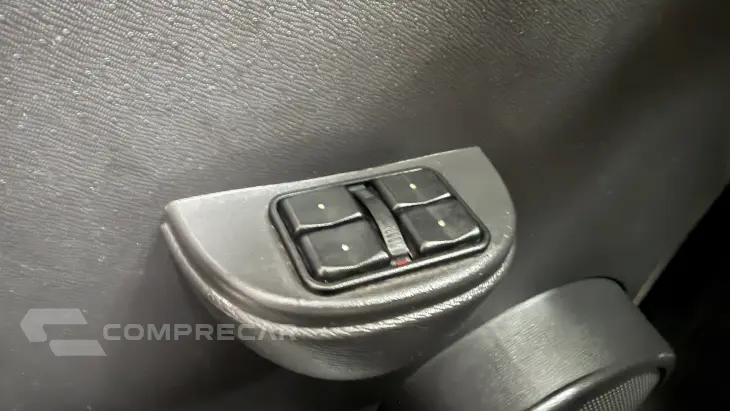 CELTA 1.0 MPFI LT 8V