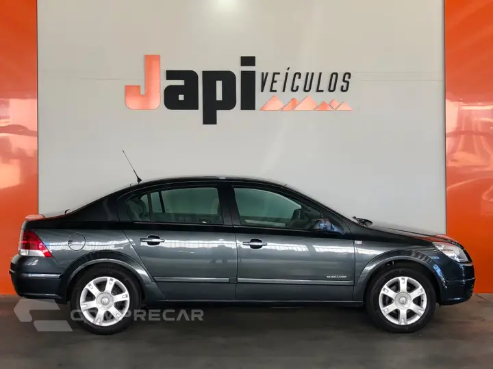 VECTRA 2.0 MPFI Elegance 8V