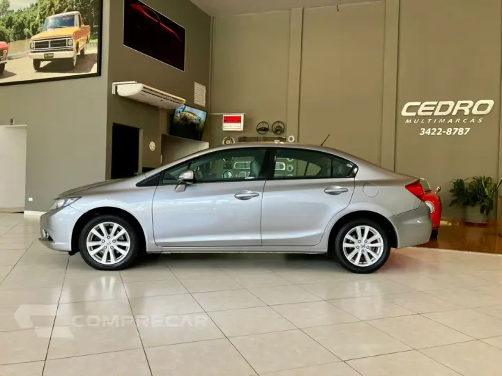 Civic 2.0 16V 4P FLEX LXR AUTOMÁTICO