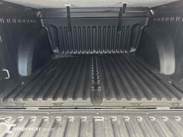 SAVEIRO 1.6 Cross CD 16V