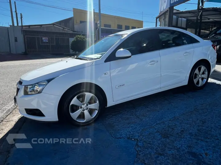 CRUZE 1.8 LT 16V FLEX 4P AUTOMÁTICO