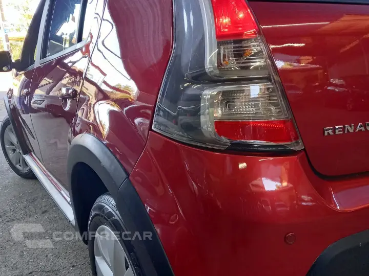 Sandero 1.6 STEPWAY 16V FLEX 4P AUTOMÁTICO