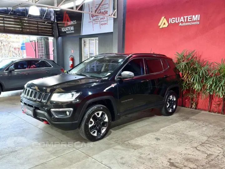COMPASS 2.0 16V DIESEL TRAILHAWK 4X4 AUTOMÁTICO