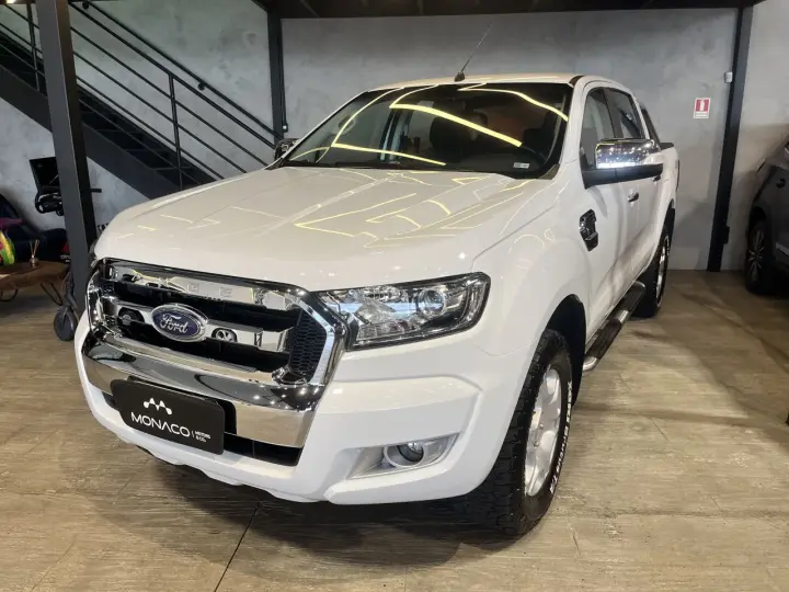 Ranger 3.2 20V XLT 4X4 CABINE DUPLA TURBO DIESEL AUTOMÁTICO