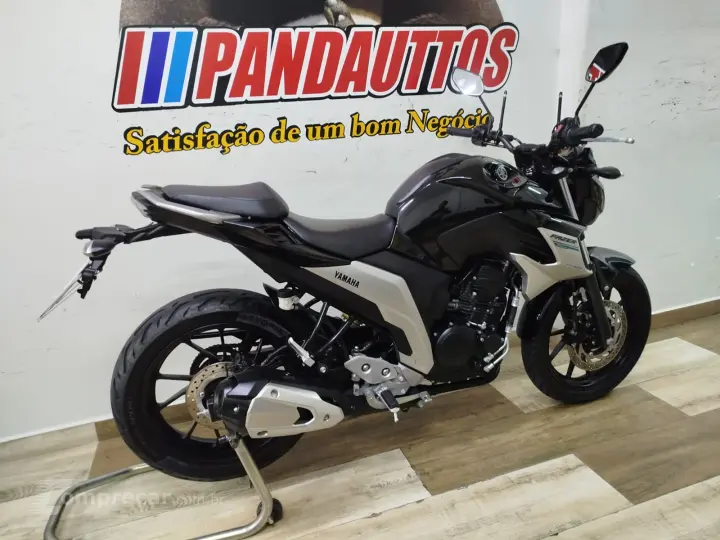 Fazer FZ25
