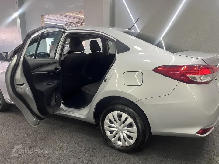 YARIS 1.5 16V Sedan XL