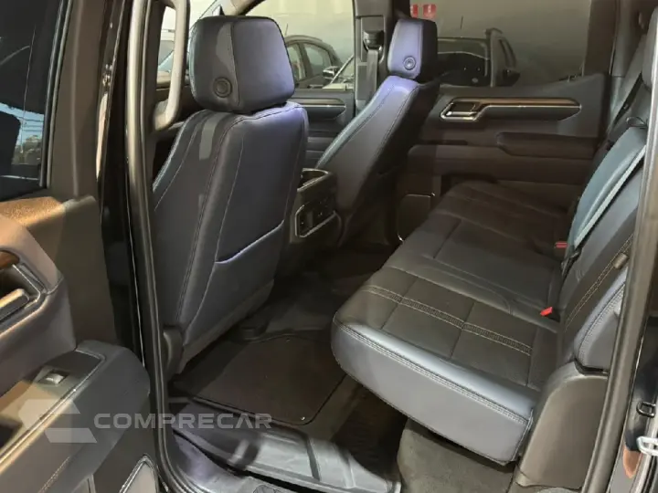 SILVERADO 5.3 V8 GASOLINA 1500 HIGH COUNTRY 4X4 AUTOMÁTICO