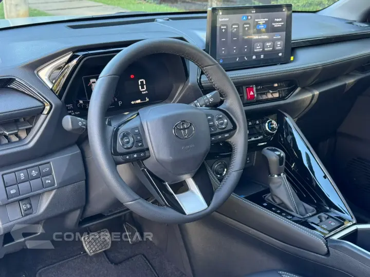 YARIS CROSS 1.5 VVT-I XRX