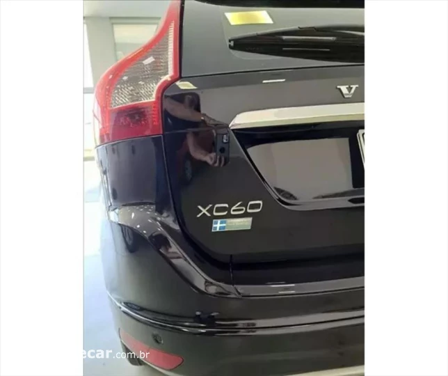 XC60 2.0 T5 KINETIC GASOLINA 4P AUTOMÁTICO