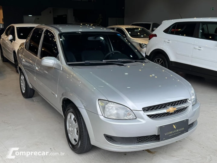 CLASSIC 1.0 MPFI LS 8V FLEX 4P MANUAL