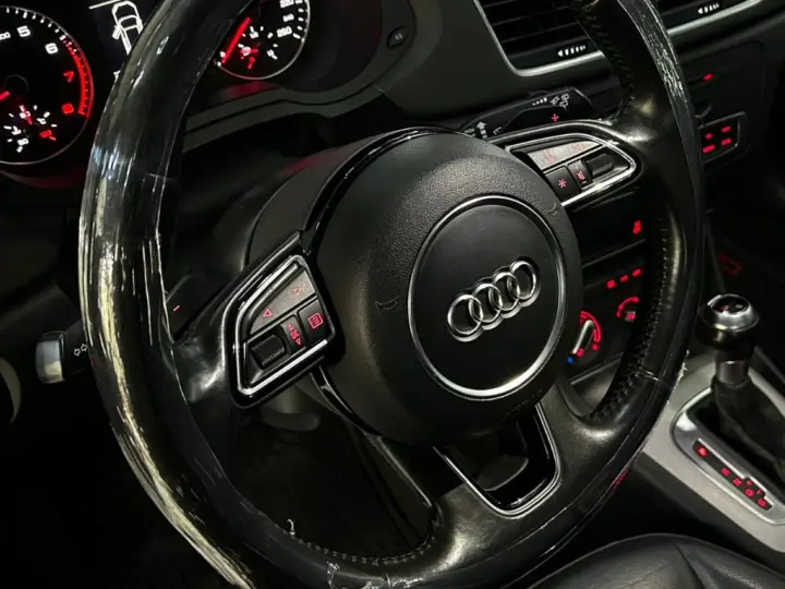 Q3 2.0 TFSI Quat. 170/180cv S-tronic 5p