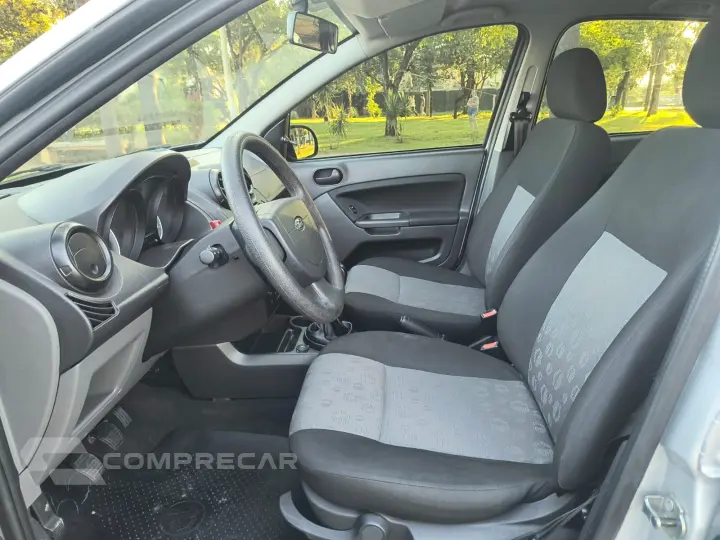 FIESTA 1.0 MPI Hatch 8V