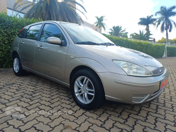 FOCUS 1.6 8V