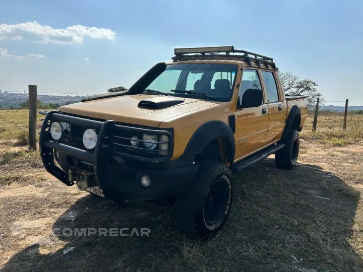 L200 2.5 Savana 4X4 CD 8V Turbo