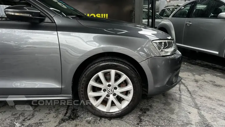 Jetta 2.0 4P FLEX AUTOMÁTICO