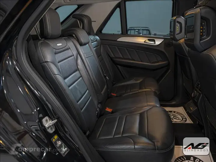 ML 63 AMG 5.5 V8 32V Biturbo