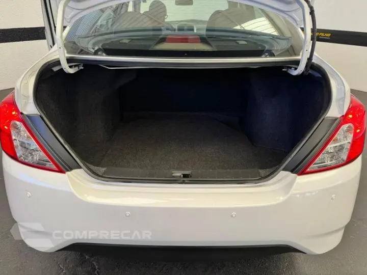 VERSA 16SV CVT