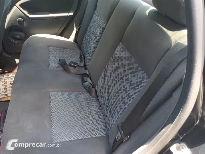 FIESTA 1.6 Rocam SE Plus Sedan 8V