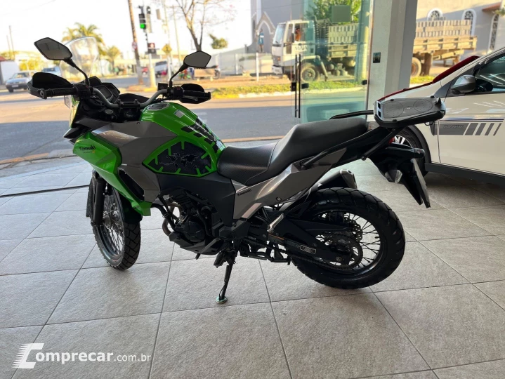 VERSYS-X 300