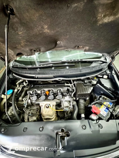CIVIC 1.8 LXL 16V
