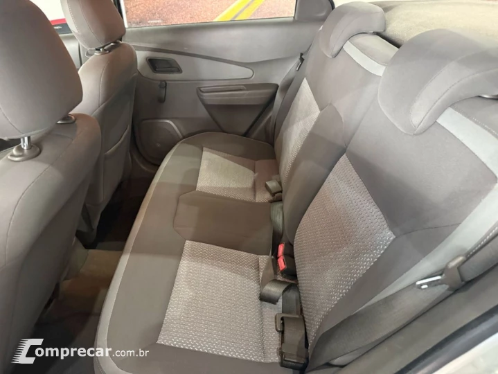 Cobalt 1.8 4P FLEX LT AUTOMÁTICO