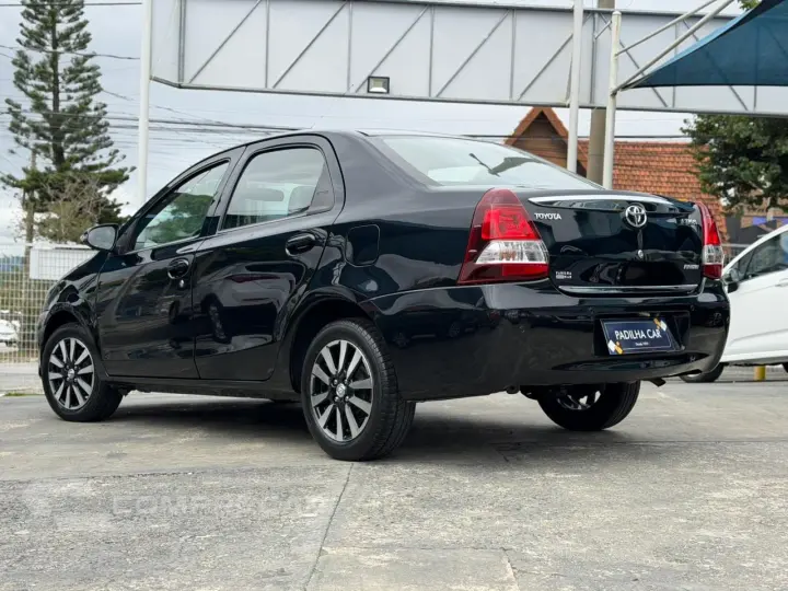ETIOS PLATINUM Sed. 1.5 Flex 16V 4p Mec.