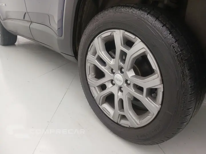 RENEGADE 1.3 T270 TURBO FLEX LONGITUDE AT6