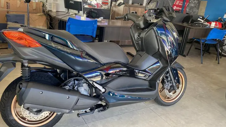 XMAX 250 ABS