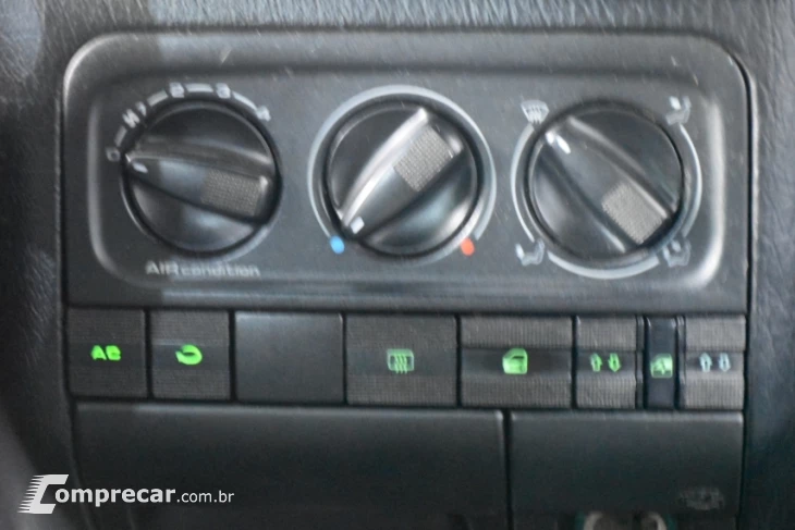 GOLF 2.0 MI GLX 8V