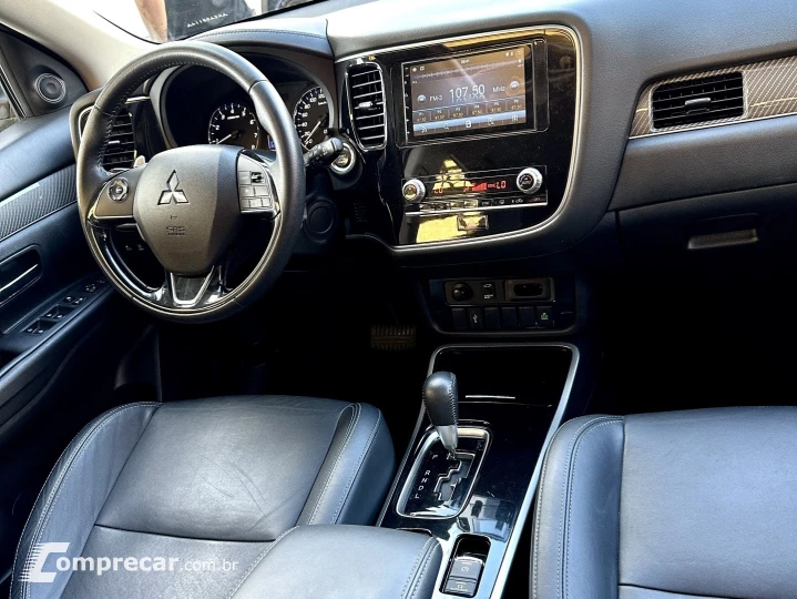 OUTLANDER 3.0 MIVEC V6 GASOLINA HPE-S AWD AUTOMÁTICO